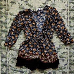 Lomg Sleeve Black With Yellow Details Romper